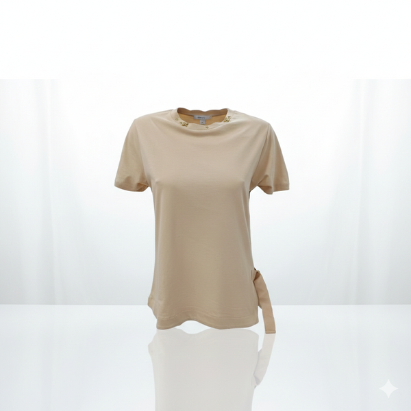 Coral camiseta bolsillo con aplique